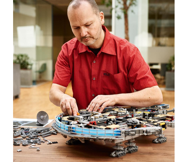 LEGO Star Wars 75192 Sokół Millennium - 409842 - zdjęcie 5